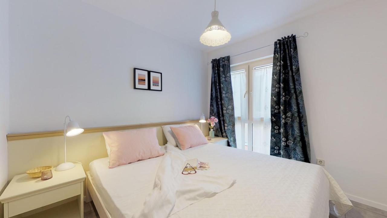 Mirta Deluxe Superior 5 Star Apartment, Your Piece Of Heaven By The Sea & Park, With Sea & Park View Novigrad  Ngoại thất bức ảnh