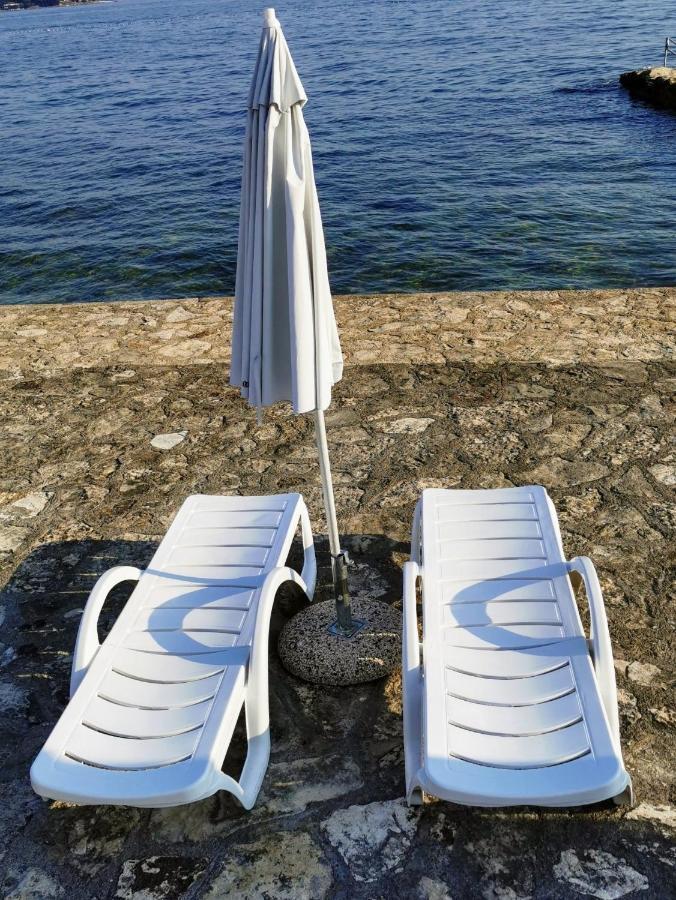 Mirta Deluxe Superior 5 Star Apartment, Your Piece Of Heaven By The Sea & Park, With Sea & Park View Novigrad  Ngoại thất bức ảnh